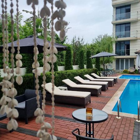 New House Kobuleti Ξενοδοχείο Εξωτερικό φωτογραφία
