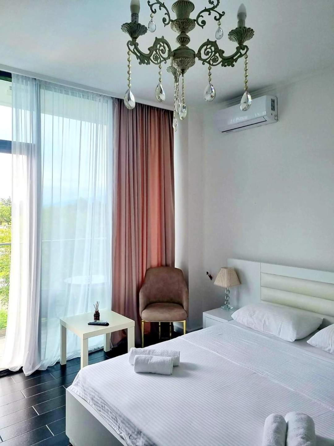 New House Kobuleti Ξενοδοχείο Εξωτερικό φωτογραφία